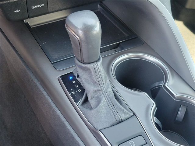 2021 Toyota Camry SE photo 23