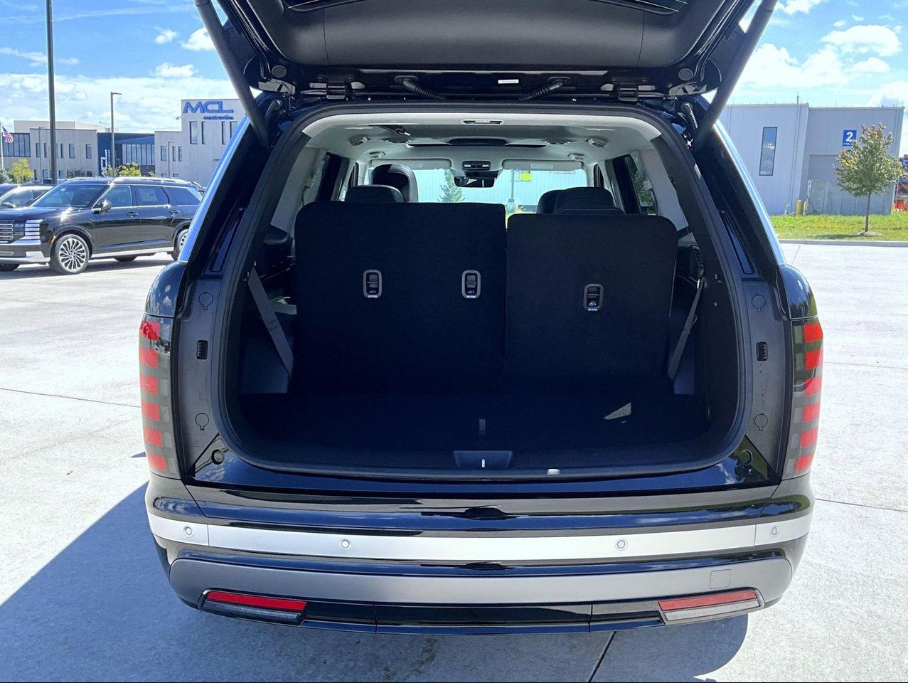 2026 Hyundai Palisade Limited photo 8