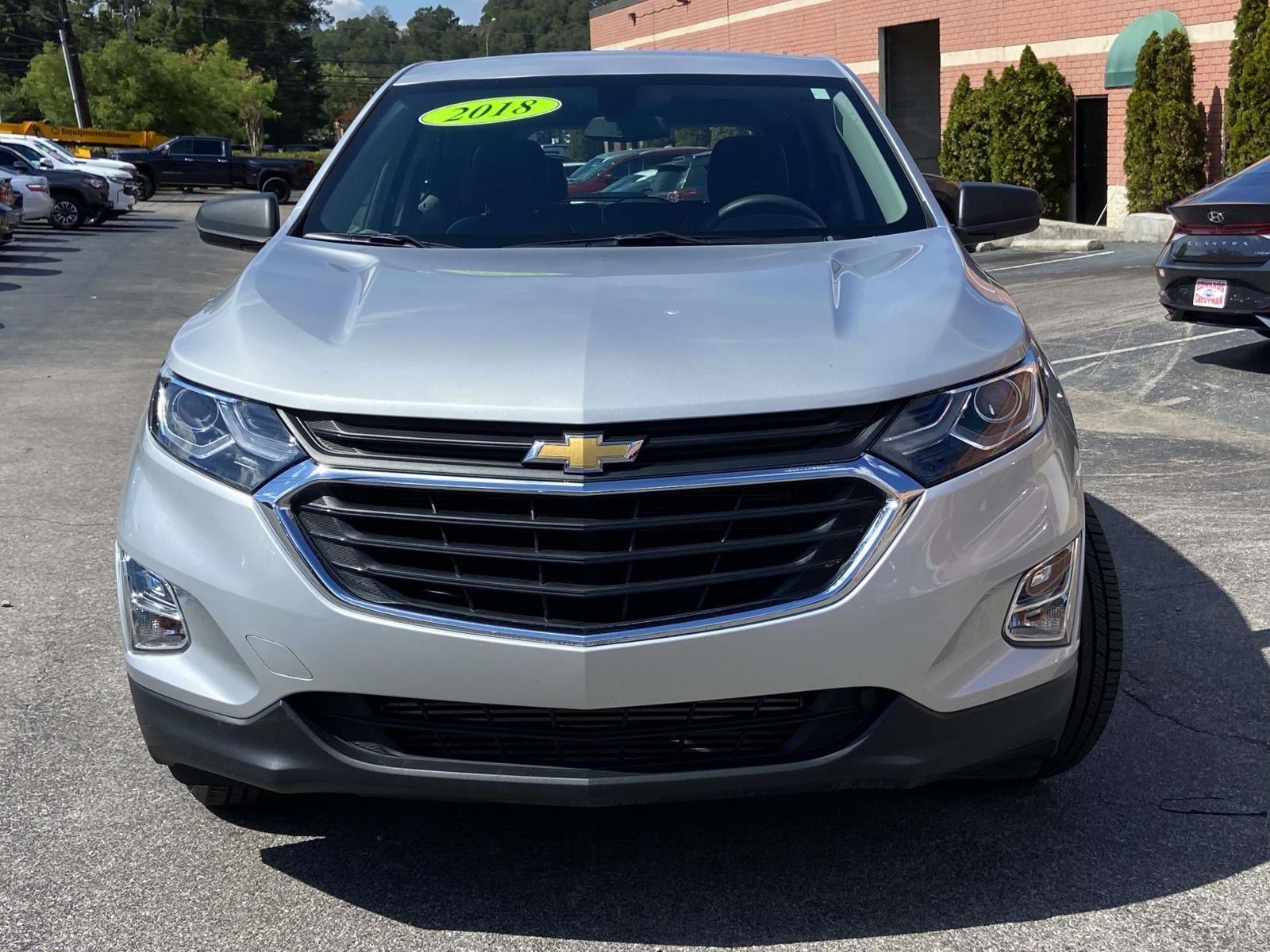 2018 Chevrolet Equinox LS photo 25