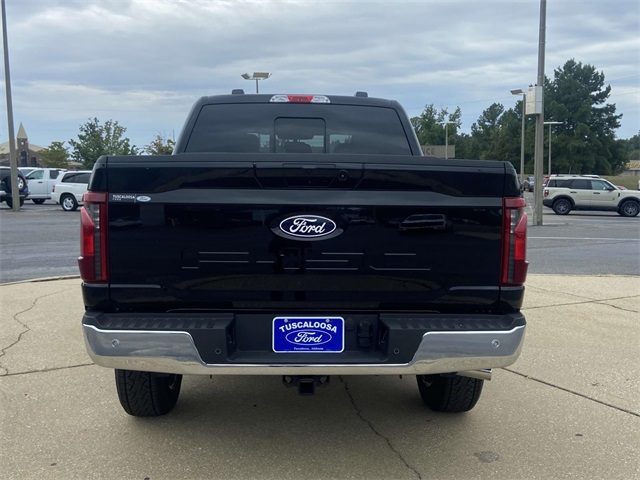 2025 Ford F-150 XLT photo 2