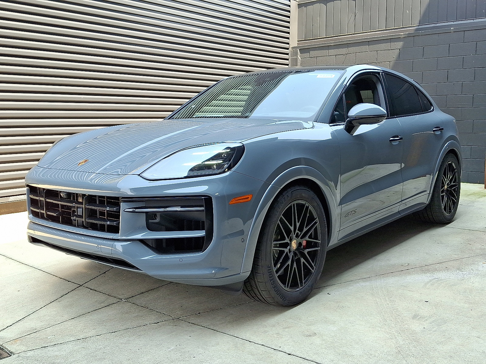 2025 Porsche Cayenne Coup