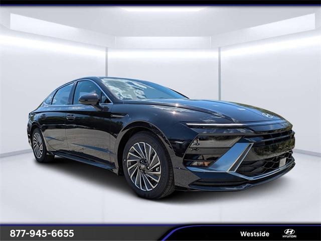 2025 Hyundai Sonata Hybrid