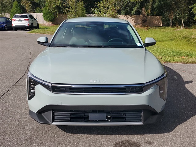 2025 Kia K4 EX photo 2