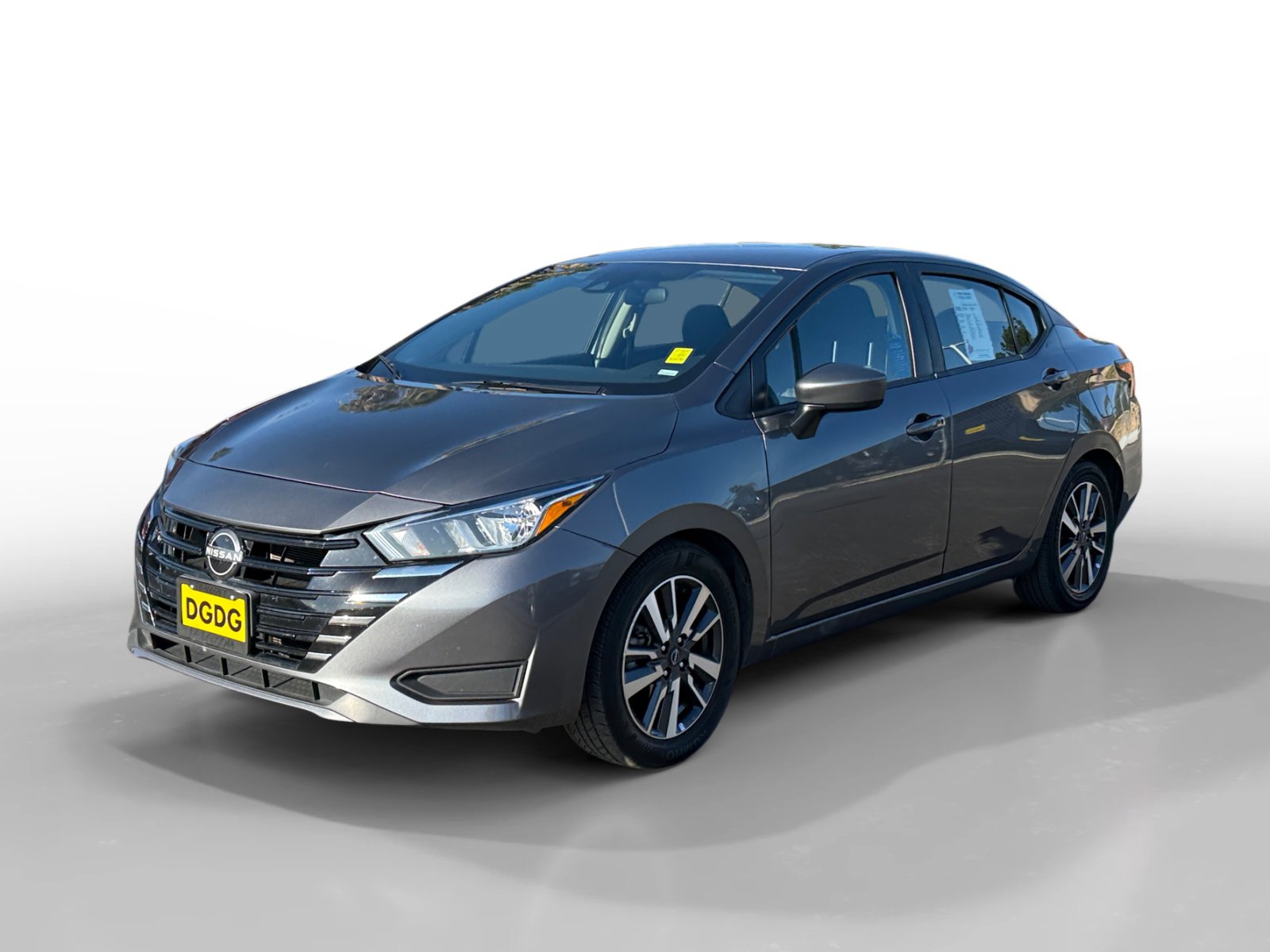 2023 Nissan Versa Sedan SV