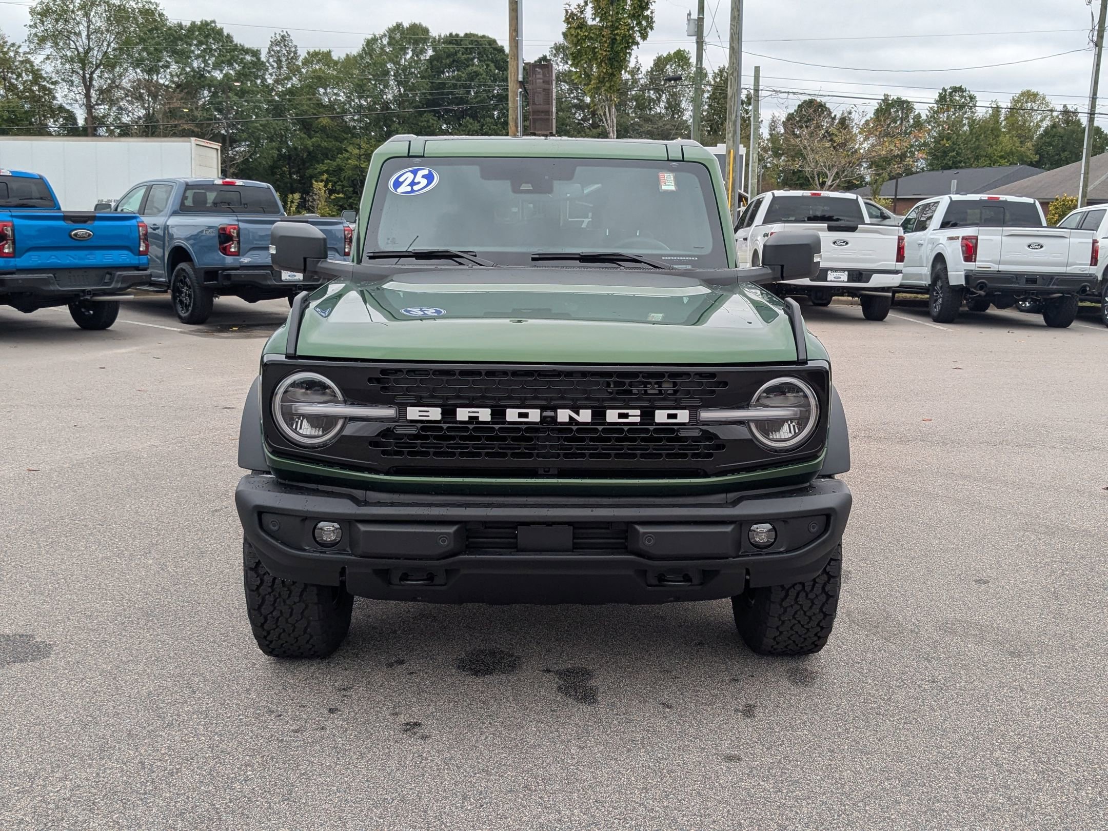 2025 Ford Bronco Outer Banks photo 4