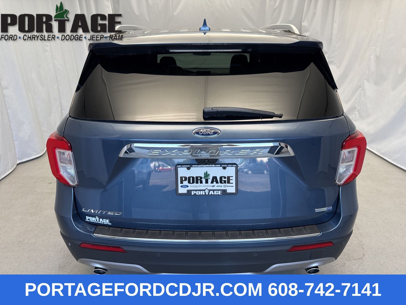 2020 Ford Explorer Limited photo 2