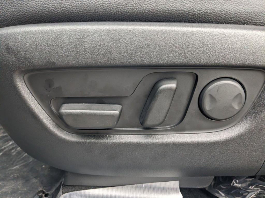 2025 Mazda CX-90 3.3 Turbo Select photo 19