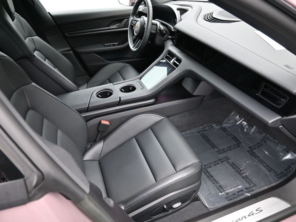 2022 Porsche Taycan 4S photo 10