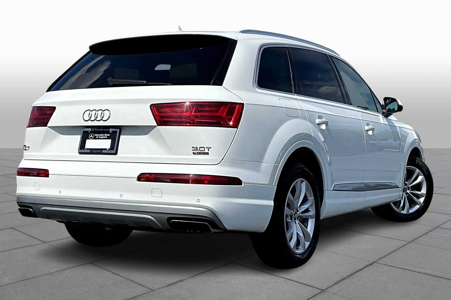 2018 Audi Q7 Premium Plus photo 10