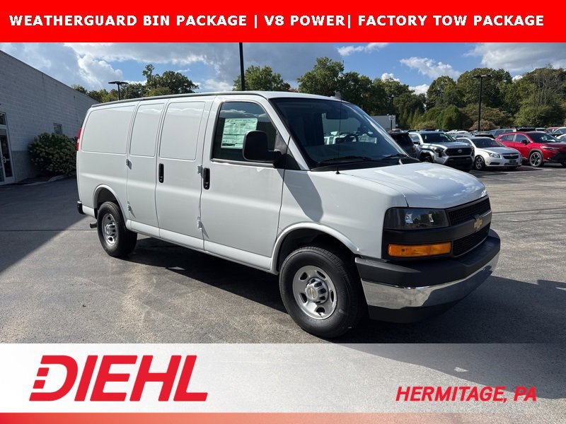 2025 Chevrolet Express Cargo Work Van's photo