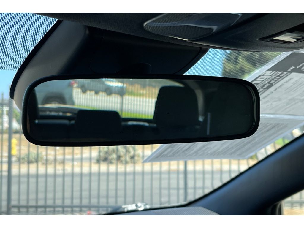 2022 Toyota Corolla SE photo 22