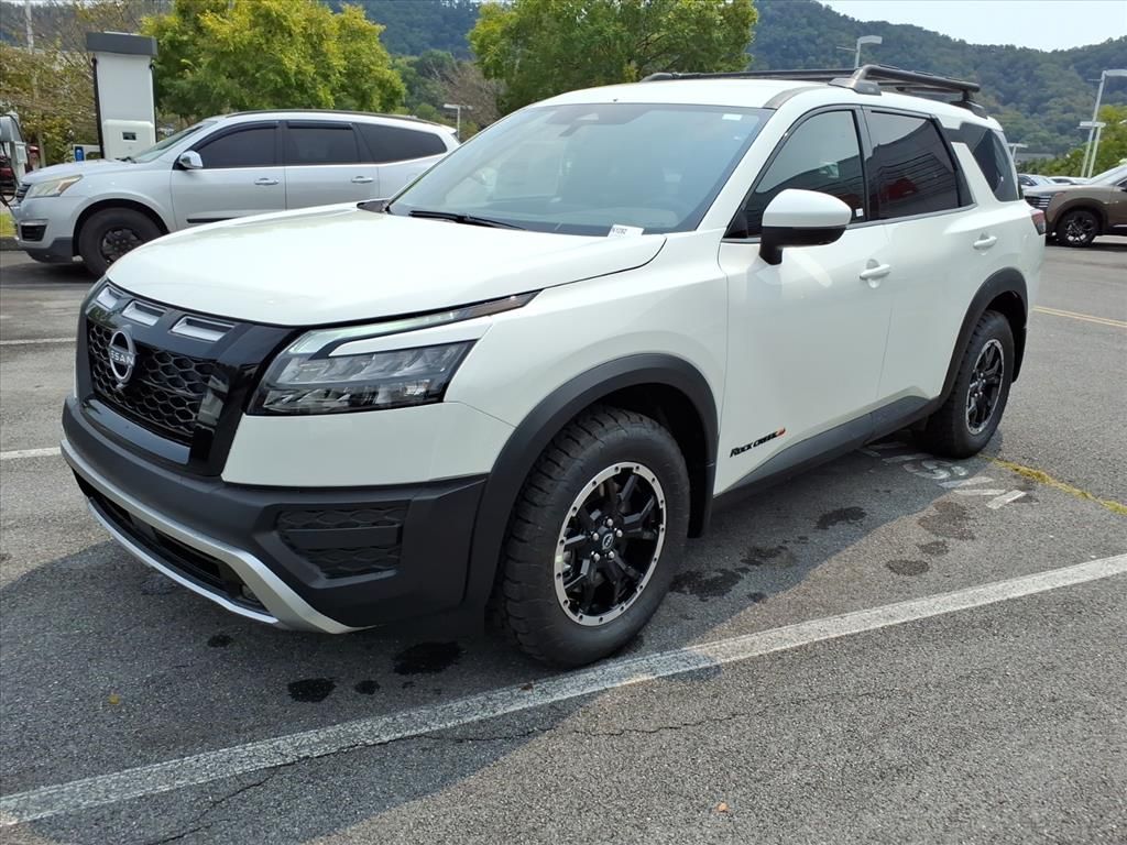 2025 Nissan Pathfinder Rock Creek photo 7