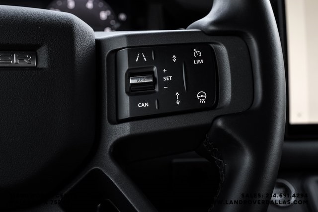 2025 Land Rover Defender 110 X-Dynamic SE photo 14