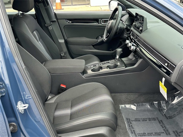 2025 Honda Civic Hybrid Sport Touring photo 14