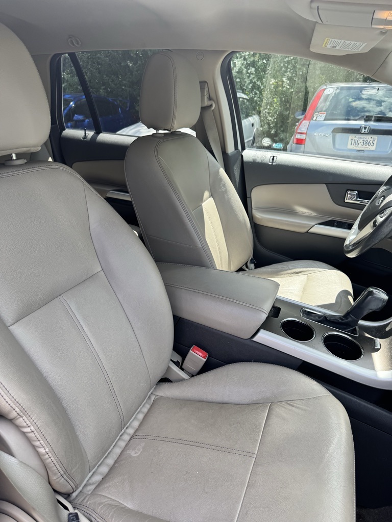 2014 Ford Edge SEL photo 6