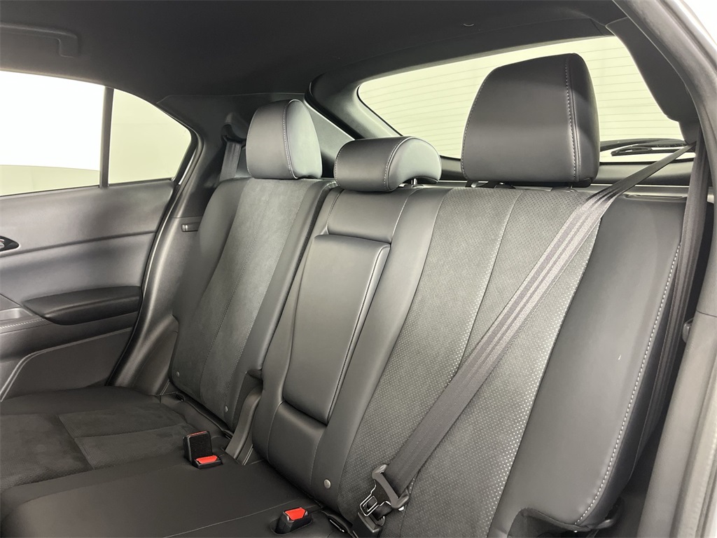 2025 Mitsubishi Eclipse Cross SEL photo 19