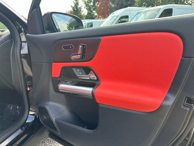 2025 Mercedes Benz GLA 250 4MATIC photo 26