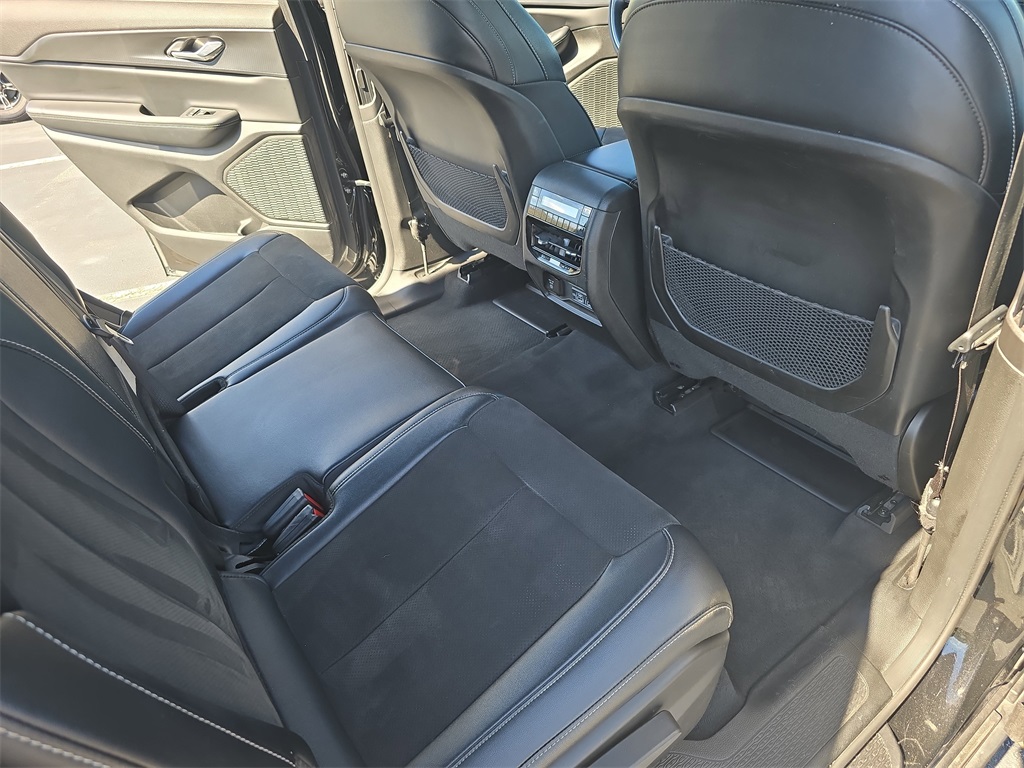 2024 Jeep Grand Cherokee Altitude photo 11