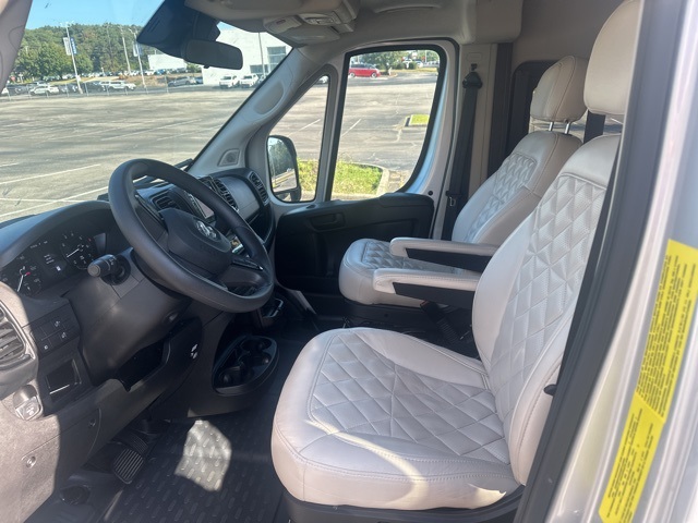 2022 Ram ProMaster 3500 Window Van Cargo Van photo 6