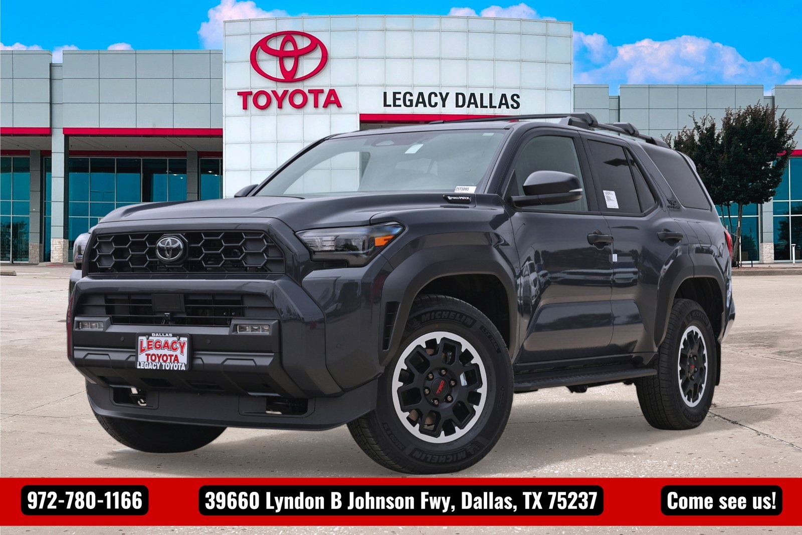 2025 Toyota 4Runner TRD Off-Road's photo