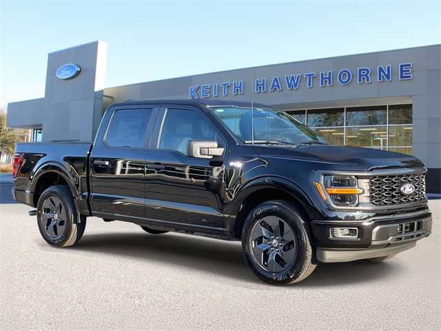 2025 Ford F-150 STX's photo