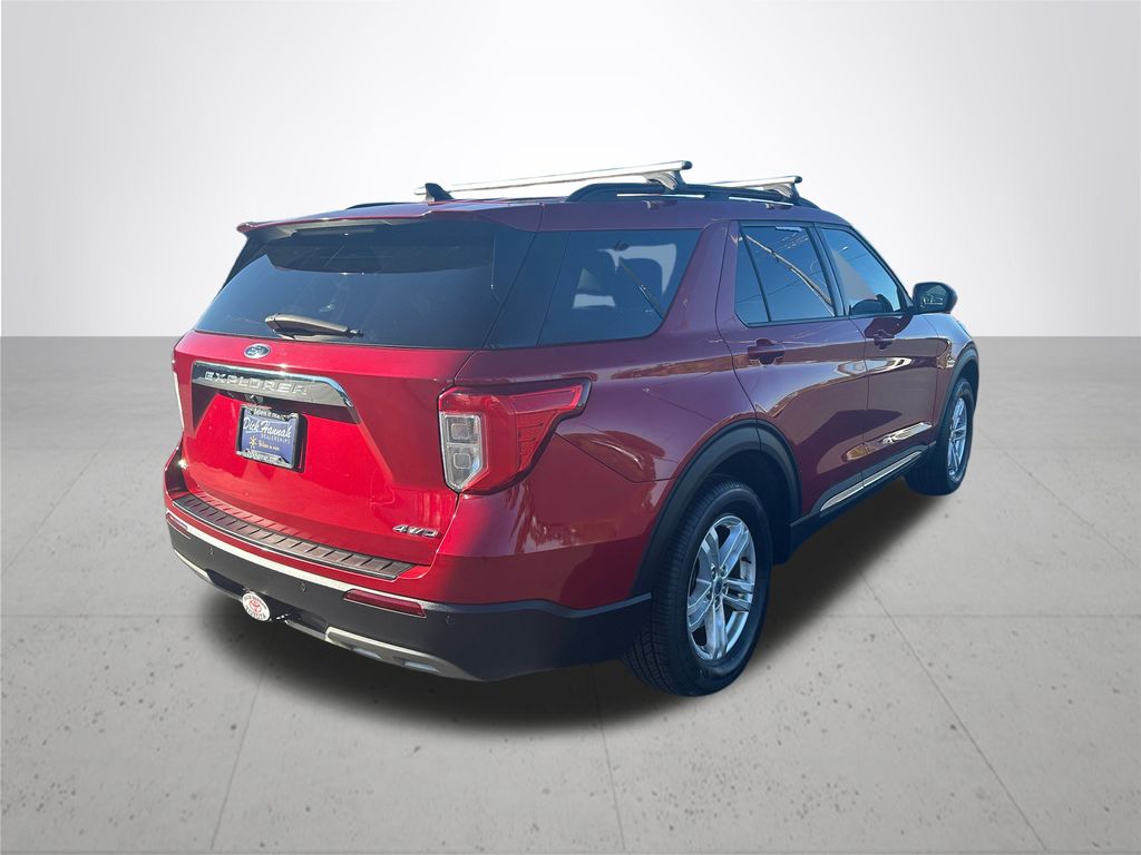 2022 Ford Explorer XLT photo 6