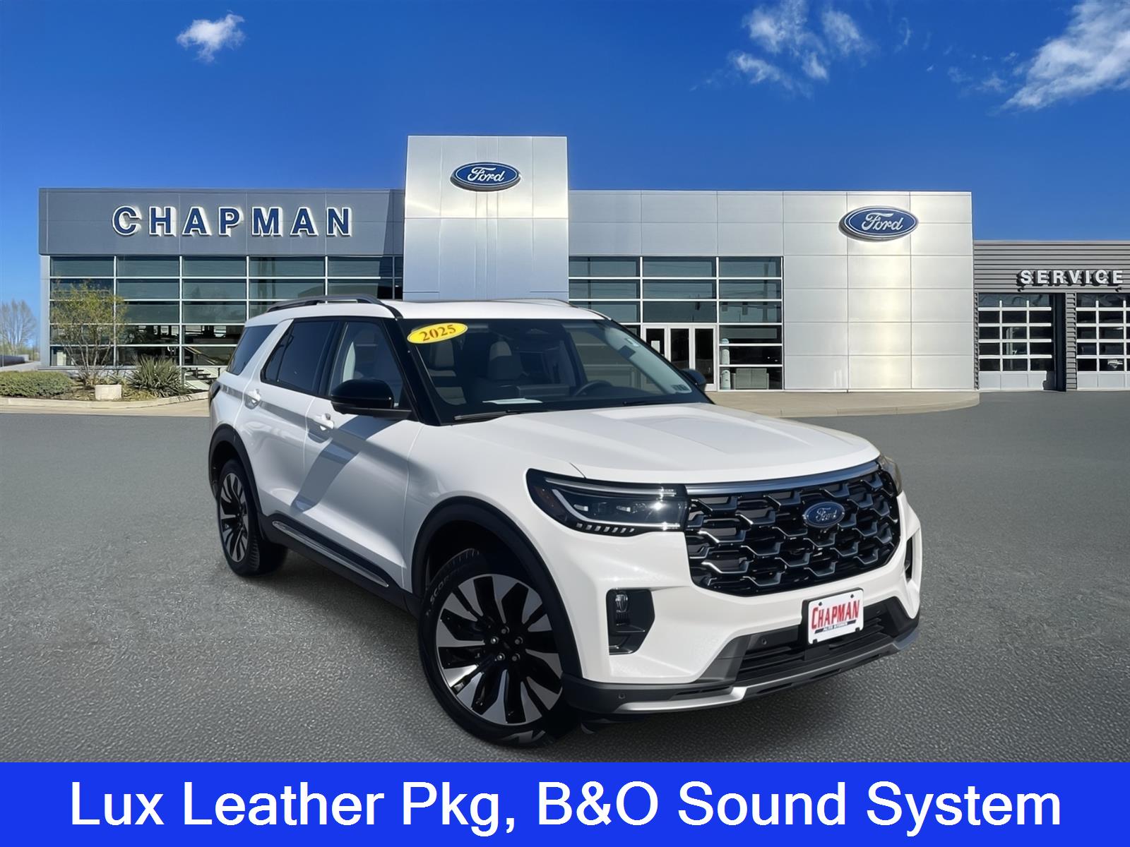 2025 Ford Explorer Platinum's photo