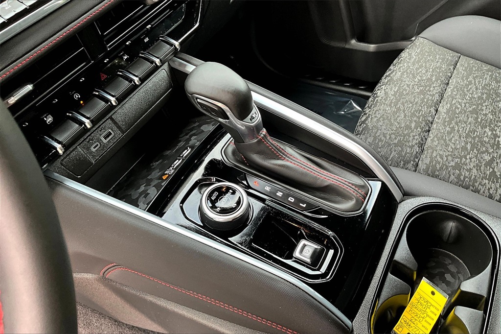 2023 Chevrolet Colorado Z71 photo 18