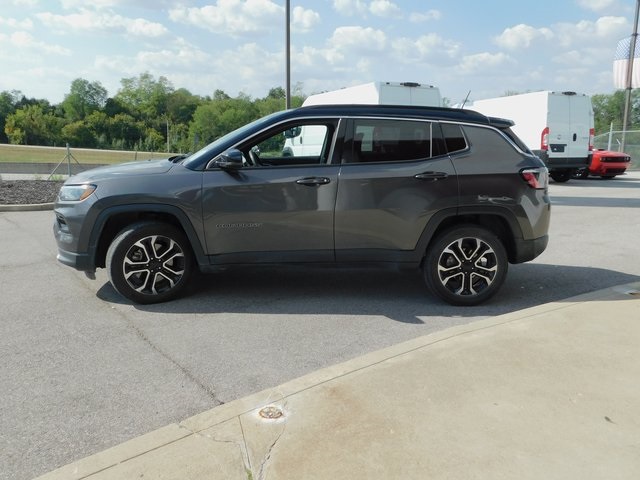 2023 Jeep Compass Limited photo 4