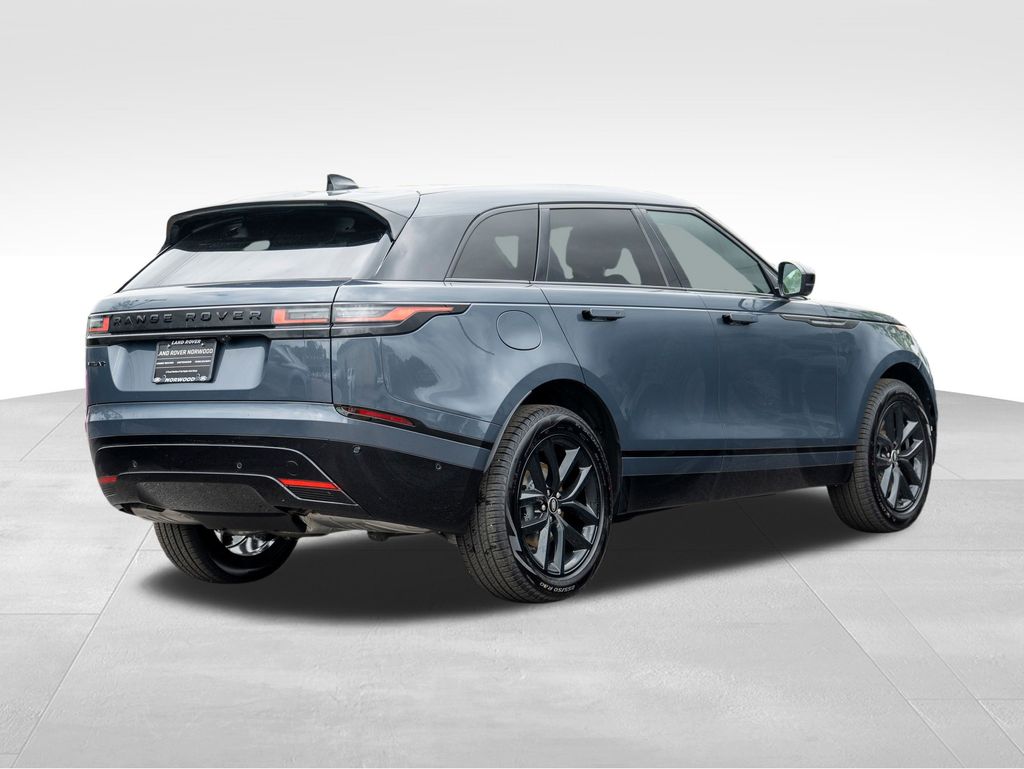 2026 Land Rover Range Rover Velar SE photo 4