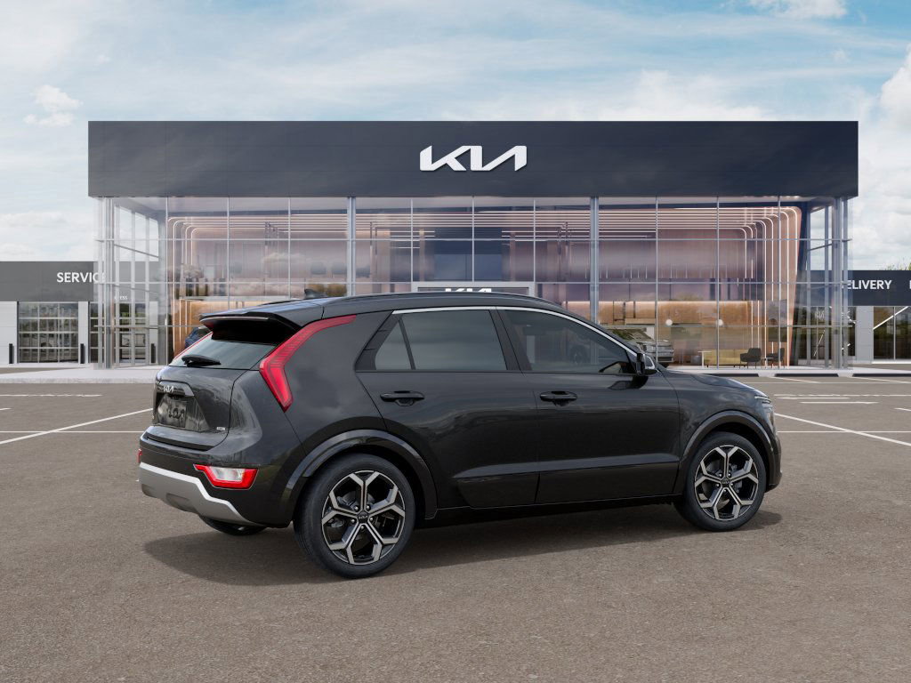 2025 Kia Niro EX Touring photo 5