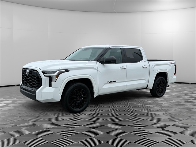 2024 Toyota Tundra SR5's photo