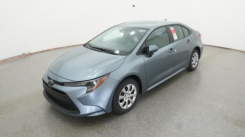 2026 Toyota Corolla LE's photo