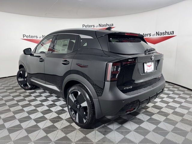 2026 Nissan Kicks SR photo 3