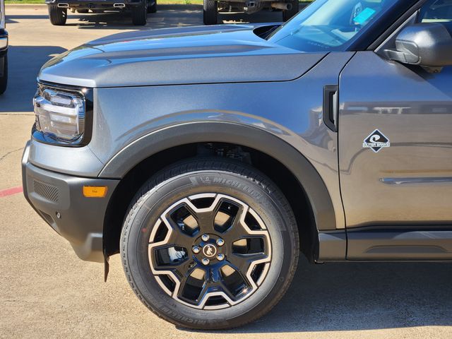 2025 Ford Bronco Sport Outer Banks photo 4