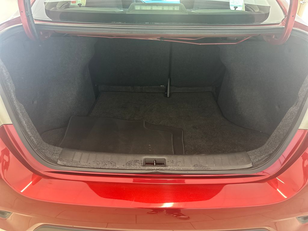 2019 Nissan Sentra SV photo 23