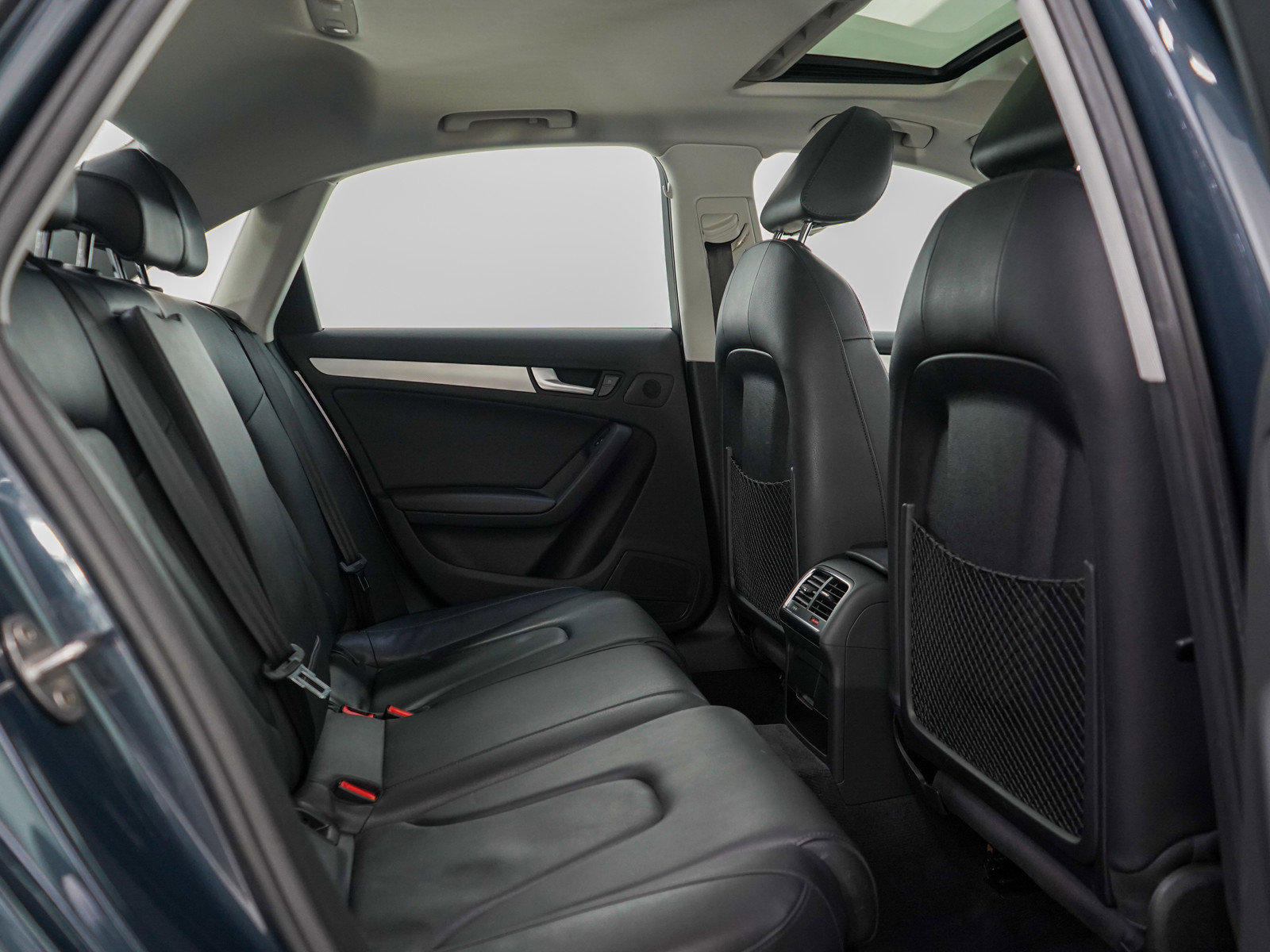 2011 Audi A4 2.0T Premium Plus photo 11