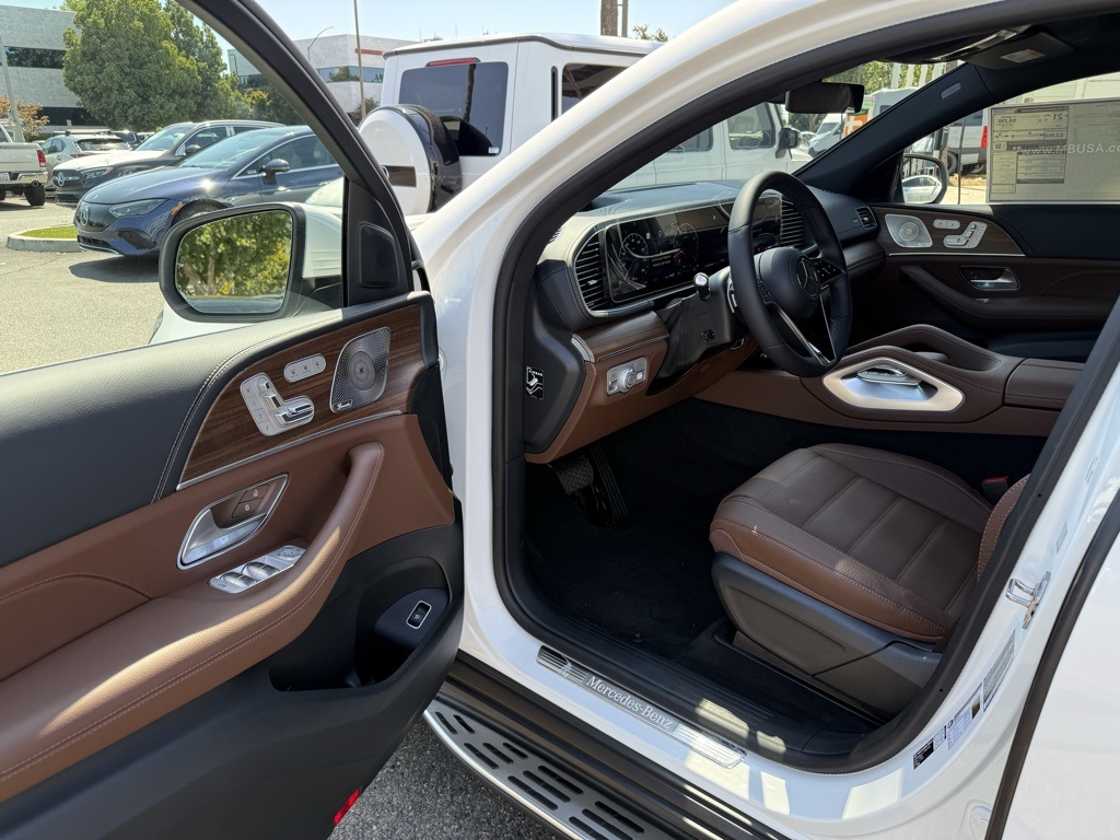 2026 Mercedes Benz GLE 450 4MATIC photo 4