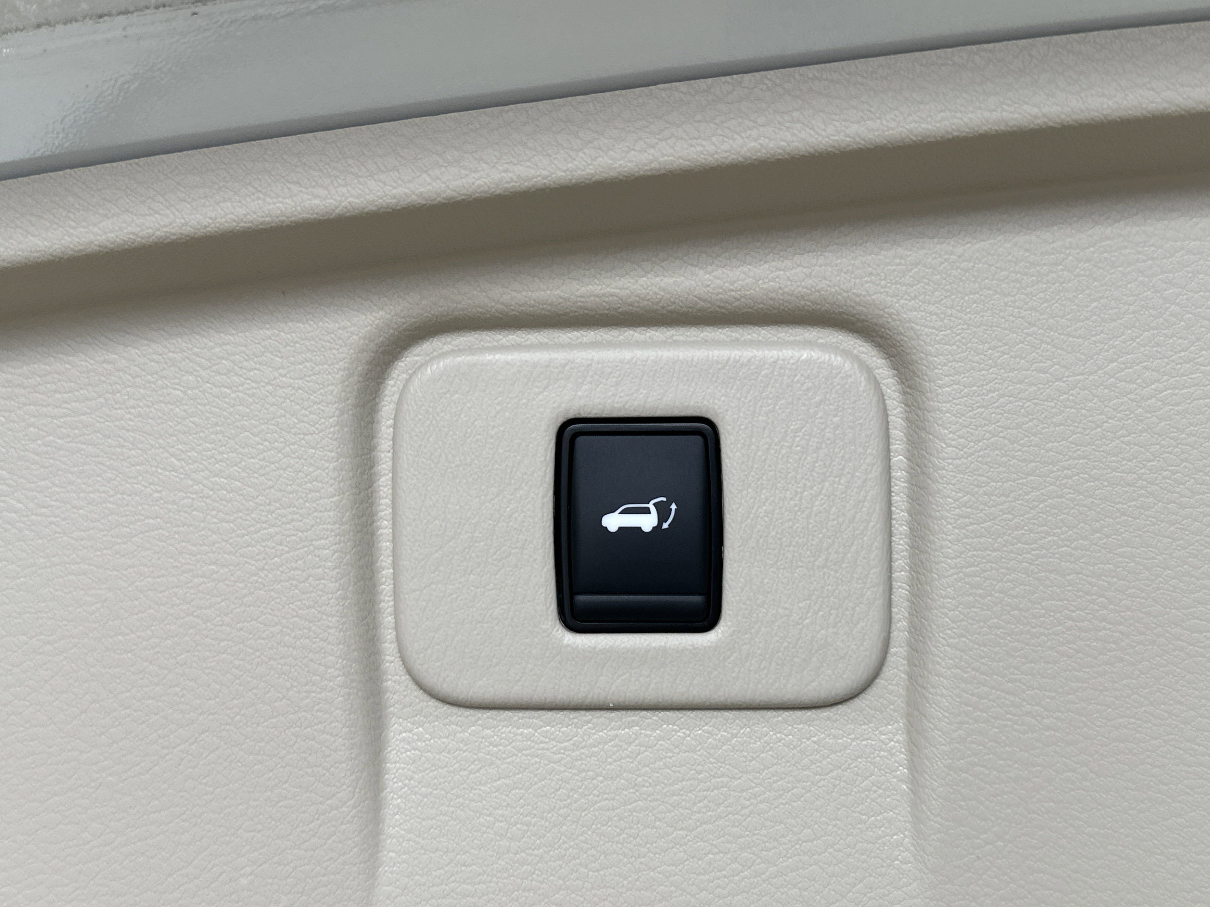 2017 Nissan Murano SL photo 8