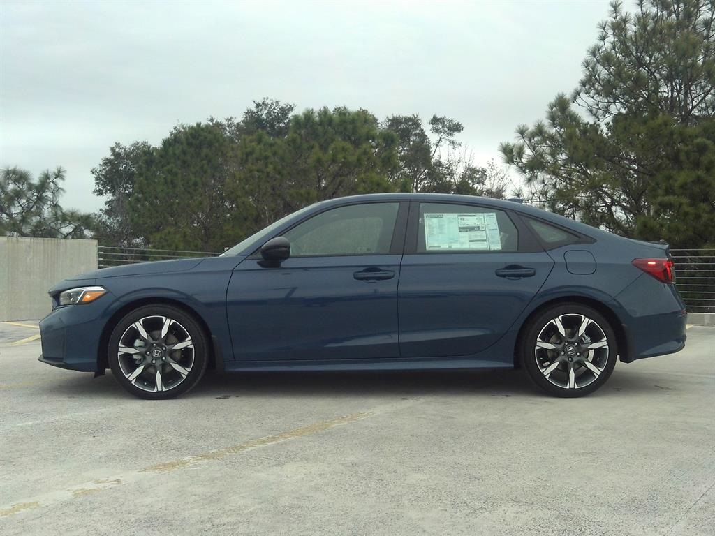 2026 Honda Civic Hybrid Sport Touring photo 4