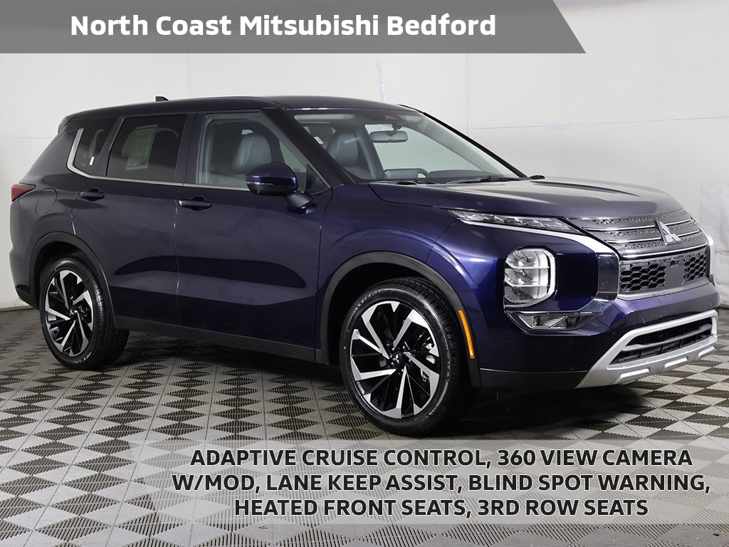 2024 Mitsubishi Outlander SE's photo