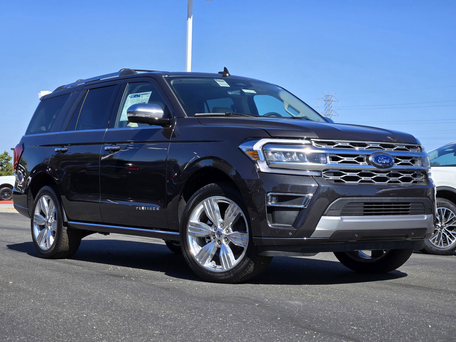 2024 Ford Expedition Platinum's photo