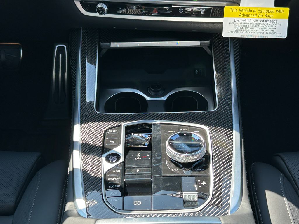 2026 Bmw X7 M60i photo 26