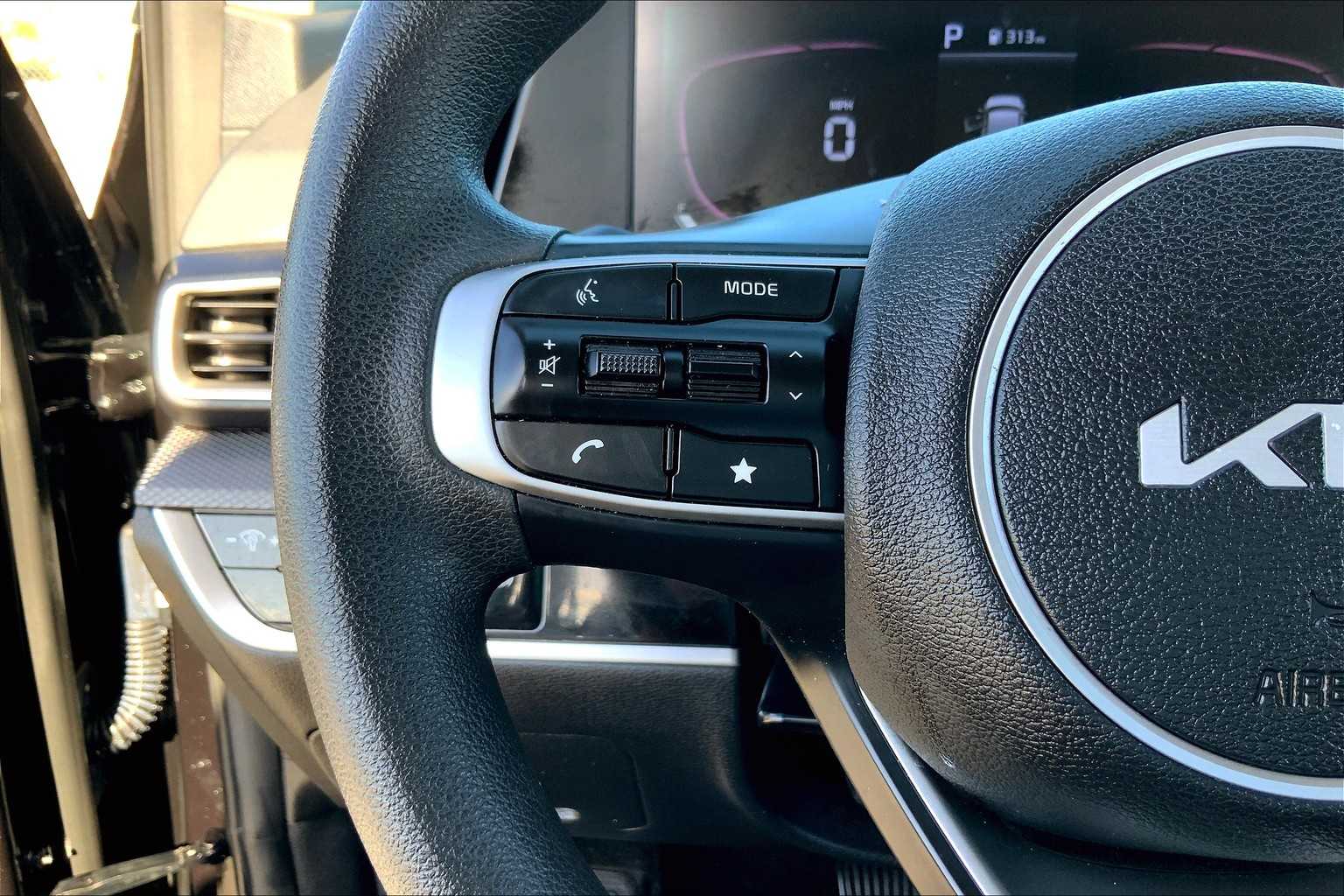 2024 Kia Sportage LX photo 22