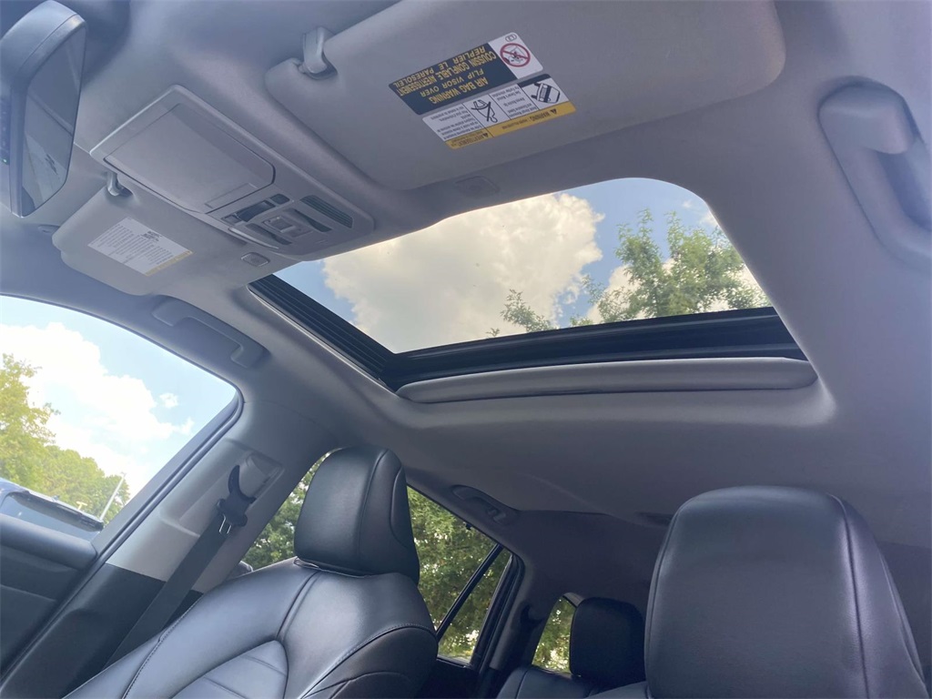 2023 Toyota Highlander XLE photo 17