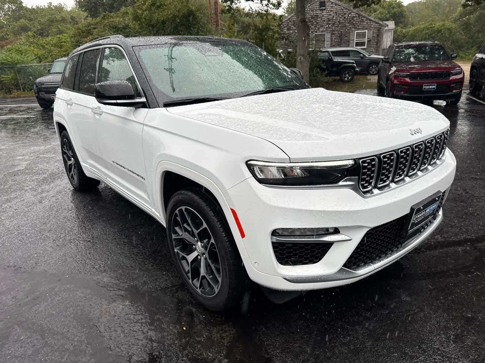 2024 Jeep Grand Cherokee Summit Reserve's photo