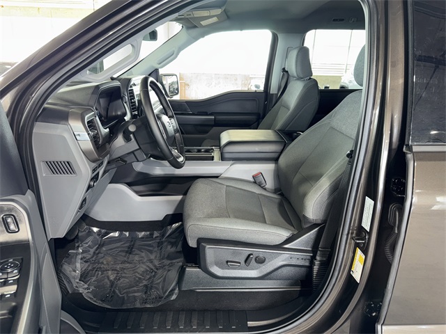 2024 Ford F-150 XLT photo 17