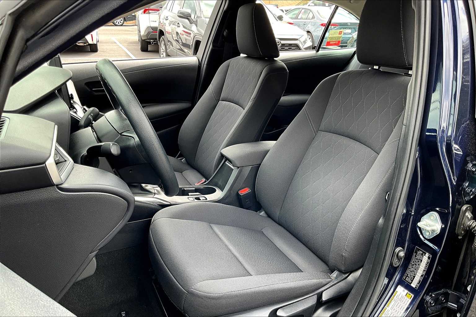 2024 Toyota Corolla LE photo 7