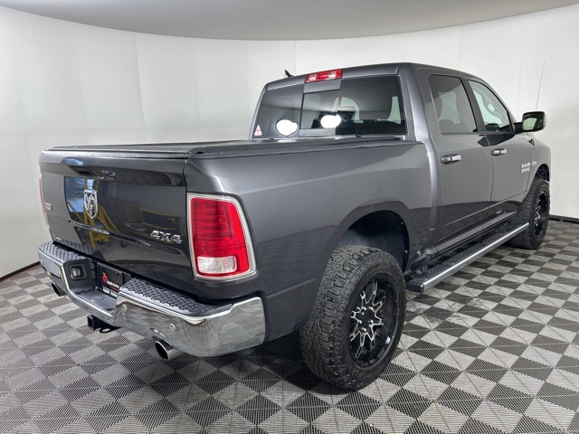 2016 Ram 1500 Laramie photo 4