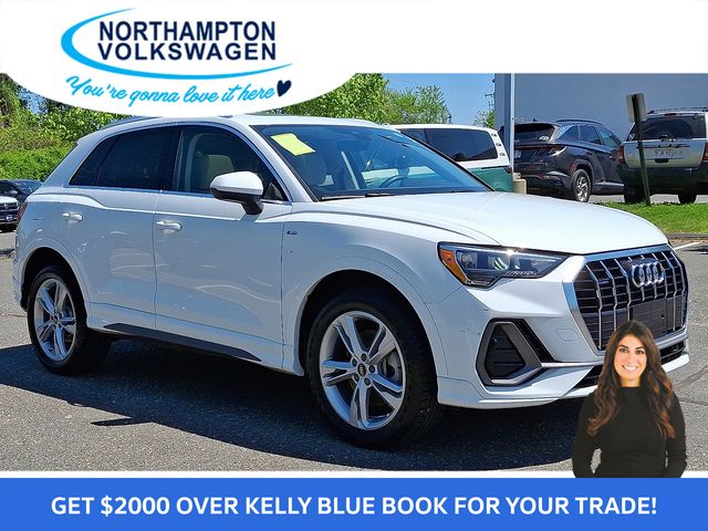 2022 Audi Q3 S line Premium photo 3